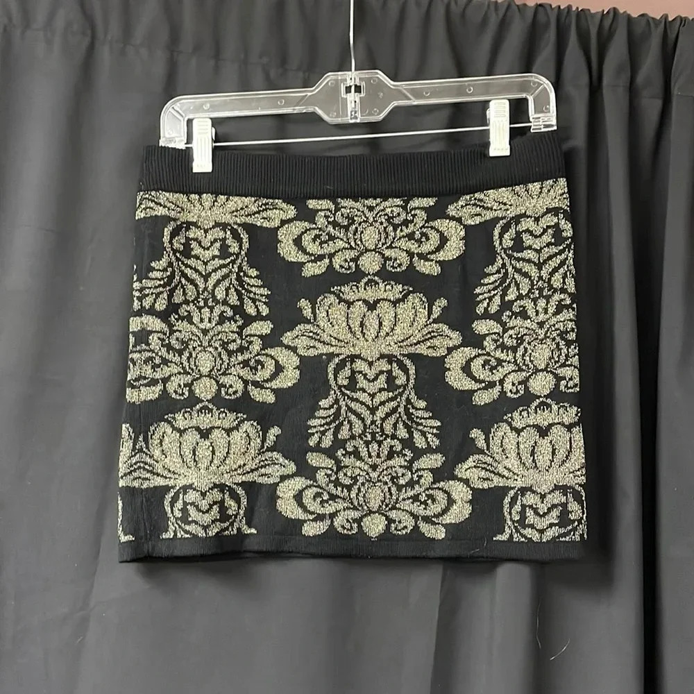 Black & Gold Forever 21 Skirt